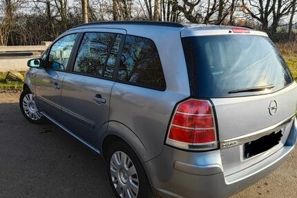 Opel Zafira 295.000 km 1.499 &euro; Troisdorf 53844