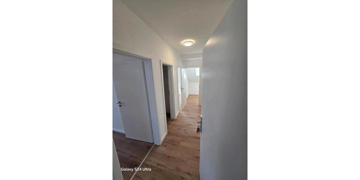 Dachgeschoßwohnung Lahntal - 2 Zimmer, 40 m&sup2;, 139.000&euro; | Angebot:26762547