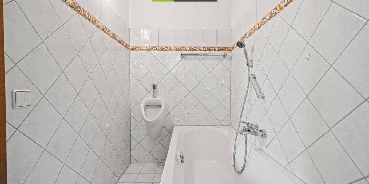 Bauernhaus, Landhaus Aulendorf - 9 Zimmer, 219 m&sup2;, 1.190.000&euro; | Angebot:25740399