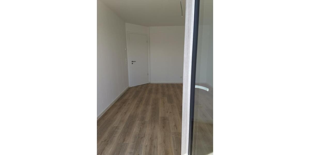 Einfamilienhaus Bad Zwischenahn - 3 Zimmer, 111 m&sup2;, 1.550&euro; | Angebot:25310015