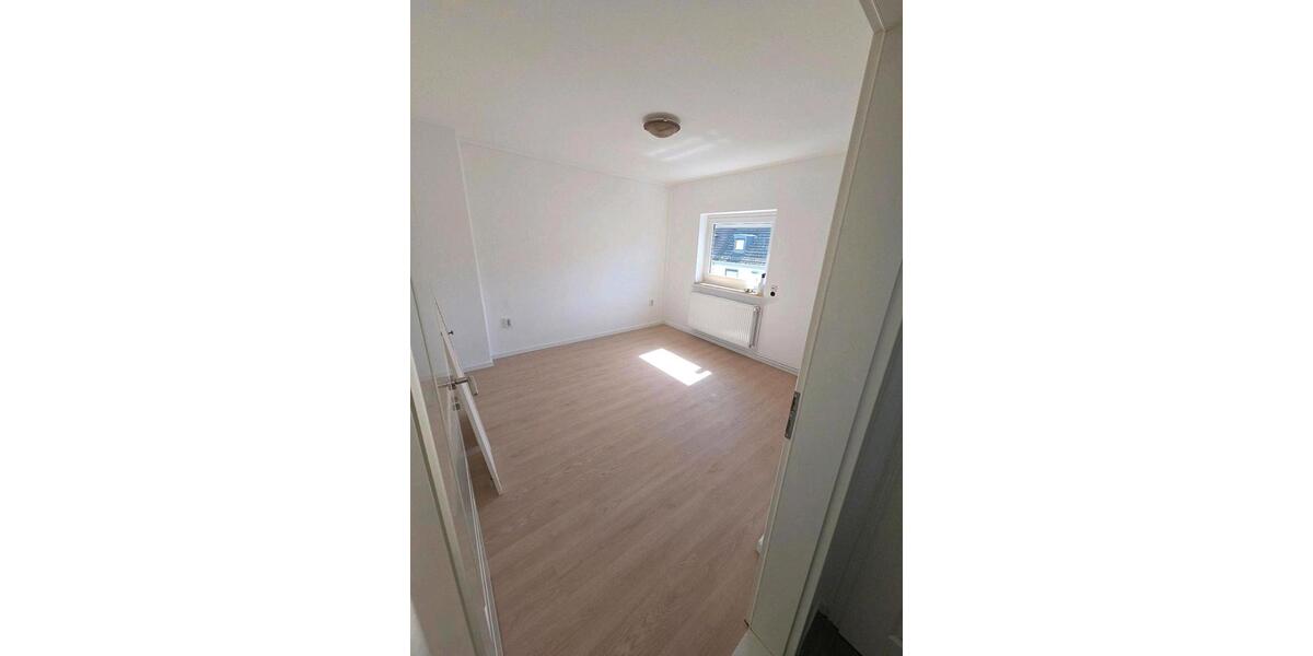 Maisonettenwohnung Bremen Gröpelingen - 4 Zimmer, 75 m&sup2;, 930&euro; | Angebot:26335289