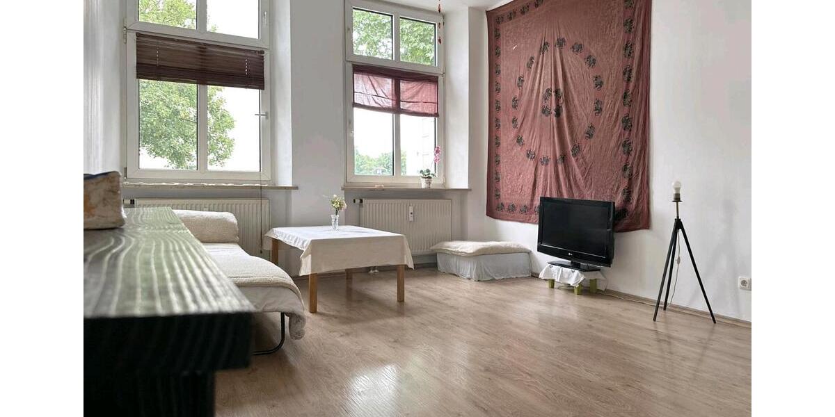 Erdgeschoßwohnung Neutraubling - 2.5 Zimmer, 61 m&sup2;, 650&euro; | Angebot:24330022