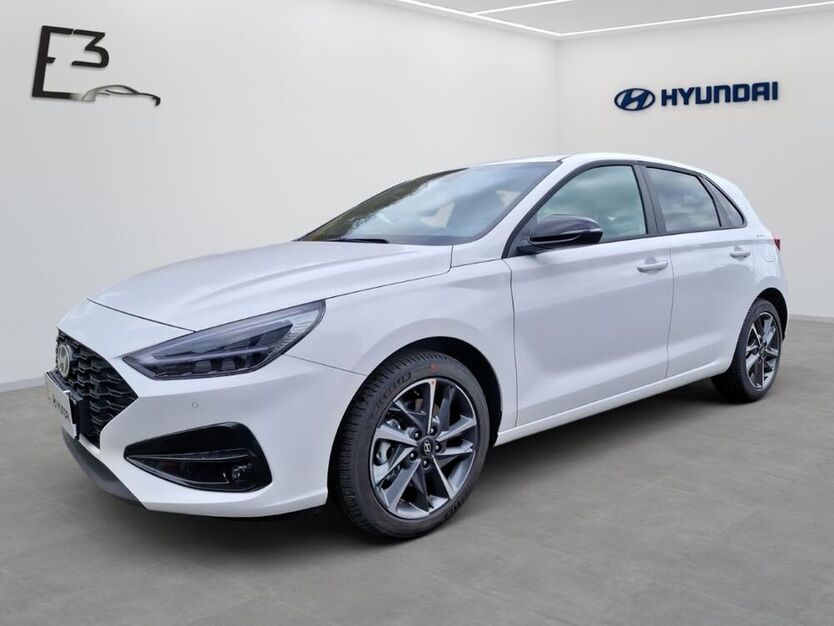 i30