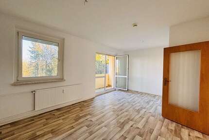 Wohnung zum Mieten in Suhl 290 € 59.1 m²