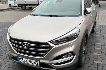 Hyundai TUCSON 88.600 km 16.490 &euro; Nackenheim 55299
