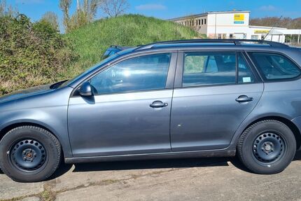 VW Golf 256.000 km 1.500 &euro; Dessau-Roßlau 06842