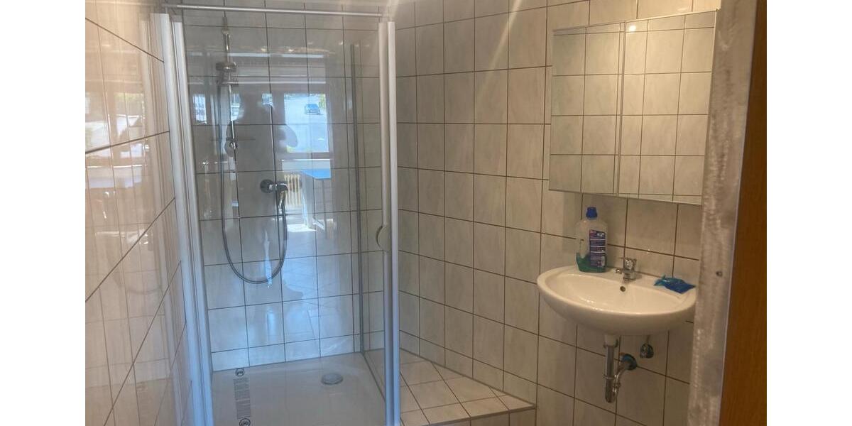 Etagenwohnung Münsingen - 1 Zimmer, 20 m&sup2;, 220&euro; | Angebot:26247520