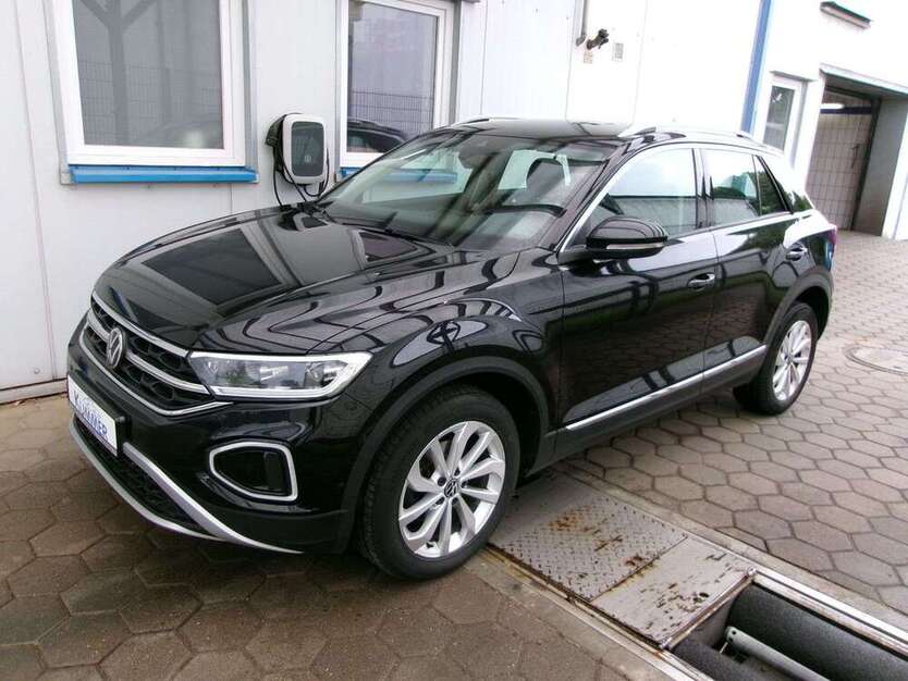 VW T-Roc 98.200 km 21.980 € Schwarzenbek 21493