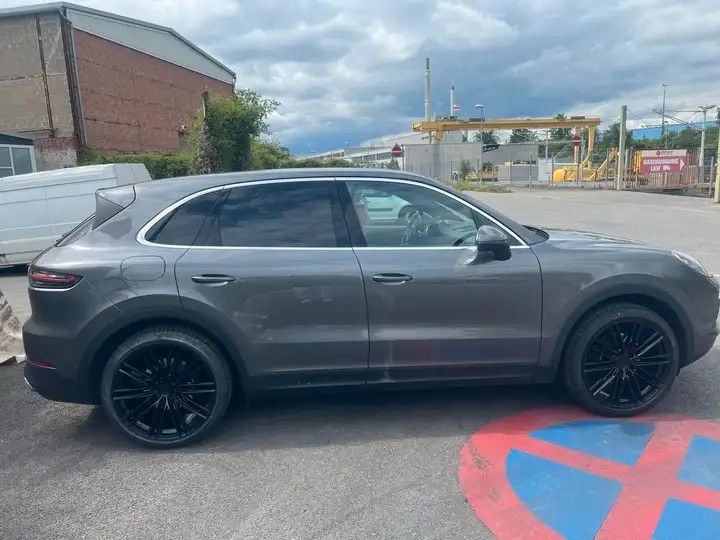 Porsche Cayenne 70.000 km 44.900 &euro; Esslingen am Neckar 73728