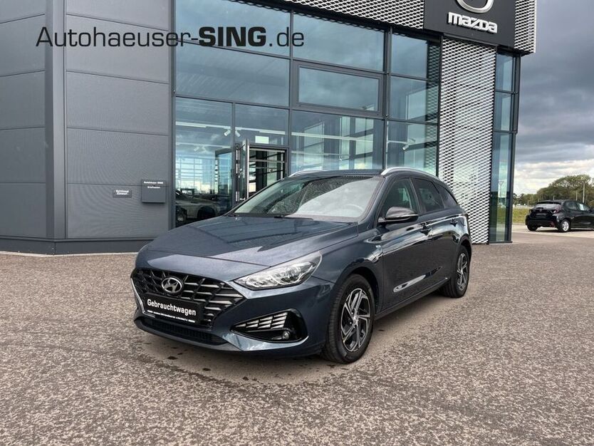 i30