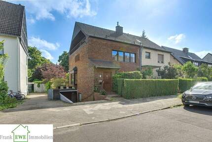 Haus Düsseldorf / Hassels Hassels - 5 Zimmer, 207 m&sup2;, 750.000&euro; | Angebot:25475973