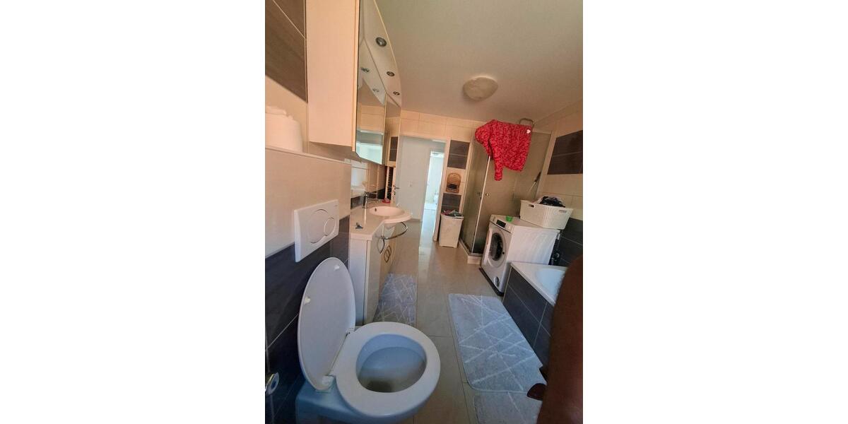 Etagenwohnung Mühlacker - 4 Zimmer, 135 m&sup2;, 1.700&euro; | Angebot:26683048