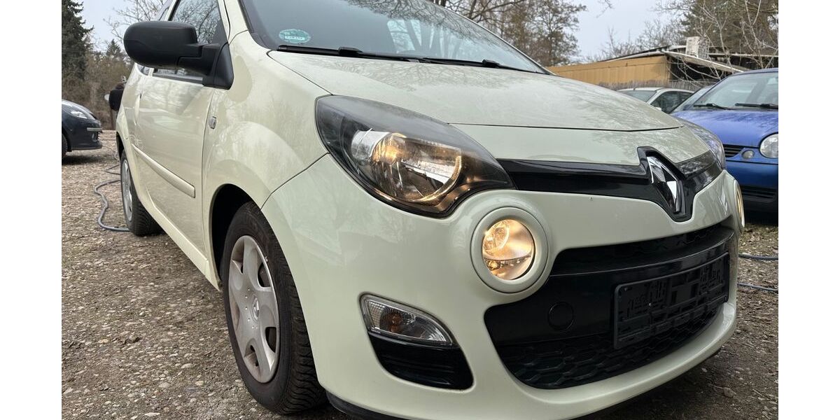 Renault Twingo 97.582 km 4.290 &euro; Berlin 14167