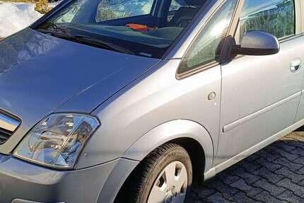 Opel Meriva 176.000 km 1.000 &euro; Salzweg 94121