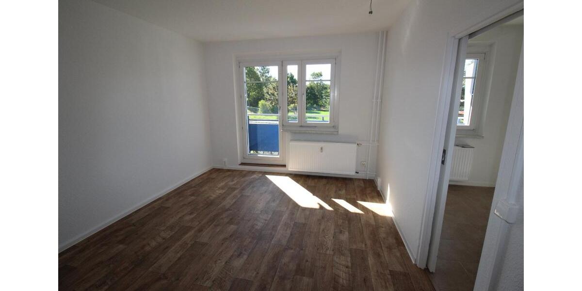 Etagenwohnung Ebersbach-Neugersdorf Neugersdorf - 3 Zimmer, 70 m&sup2;, 380&euro; | Angebot:23815593