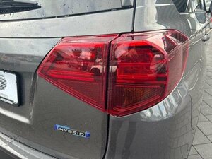 Suzuki VITARA 1.5 COMFORT+ ALLGRIP AGS 2.500 km 25.990 € Höhenkirchen-Siegertsbrun 85635