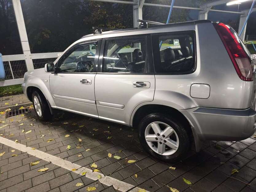 Nissan X-Trail 213.000 km 3.500 € Böckingen (Heilbronn) 74080