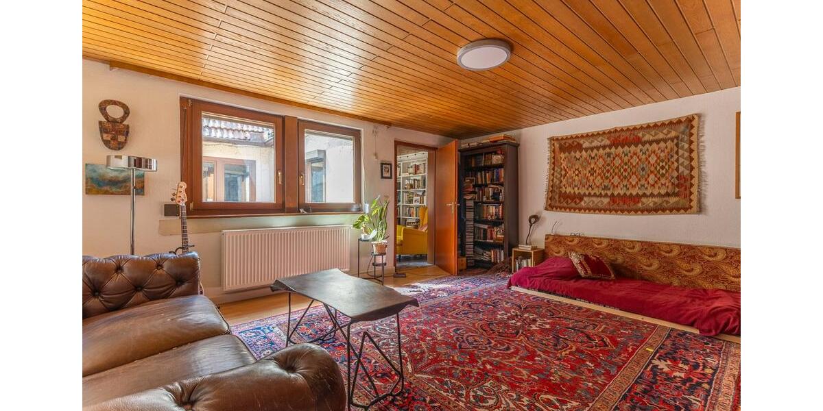 Reihenhaus Eberbach - 7 Zimmer, 165 m&sup2;, 280.000&euro; | Angebot:26701160
