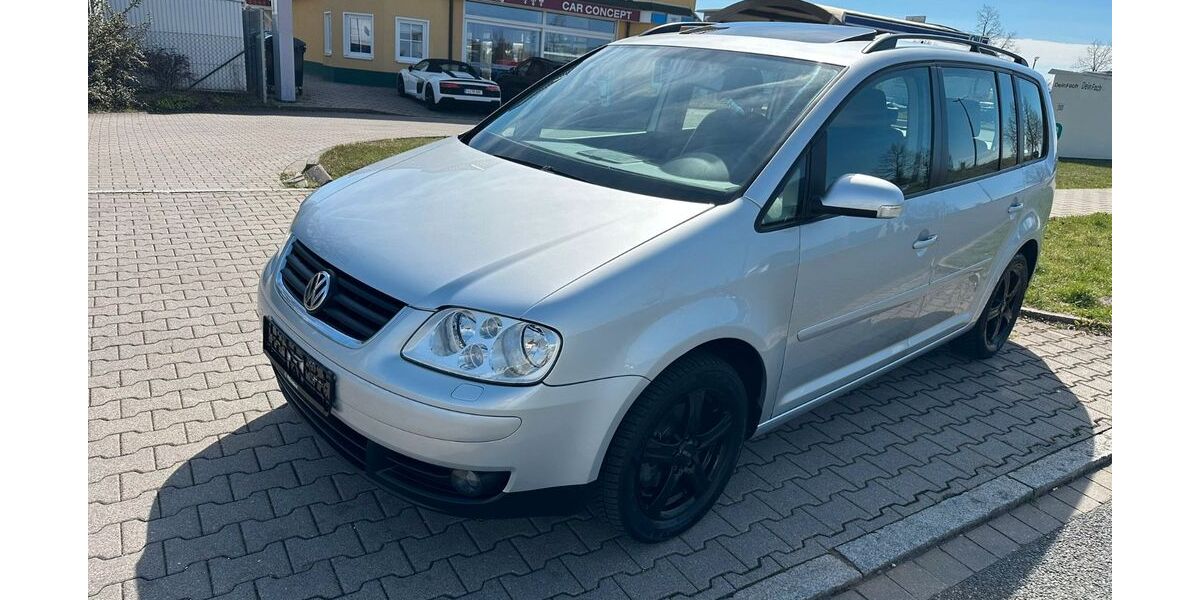 VW Touran 116.750 km 3.950 &euro; Fürth 90763