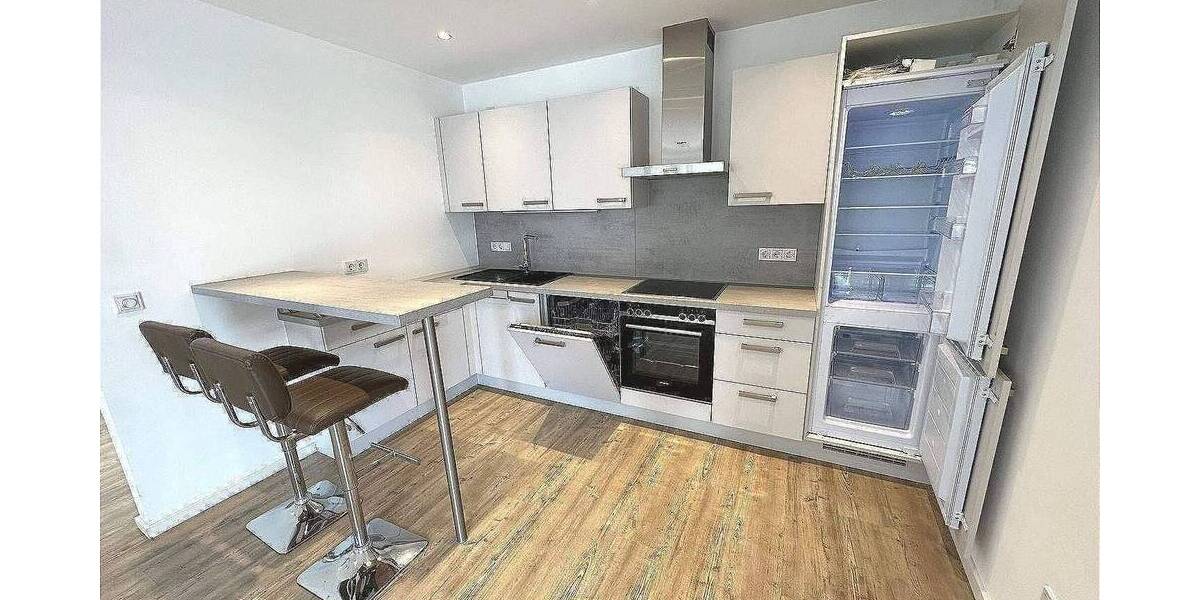 Etagenwohnung Trier Innenstadt - 2 Zimmer, 97 m&sup2;, 1.330&euro; | Angebot:26867071