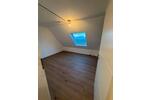 Dachgeschoßwohnung Köngen - 3 Zimmer, 65 m&sup2;, 1.100&euro; | Angebot:26647613