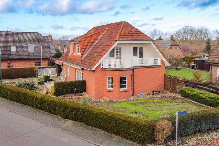 Haus zum Kaufen in Groß Laasch 249.000 € 135.15 m²
