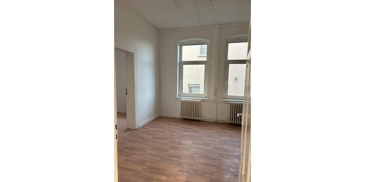 Erdgeschoßwohnung Bielefeld Stieghorst - 6 Zimmer, 180 m&sup2;, 2.000&euro; | Angebot:25514546