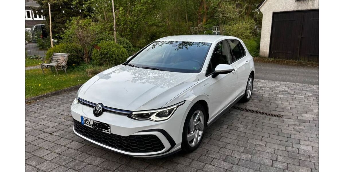 VW Golf 29.601 km 25.199 &euro; Eslohe (Sauerland) 59889