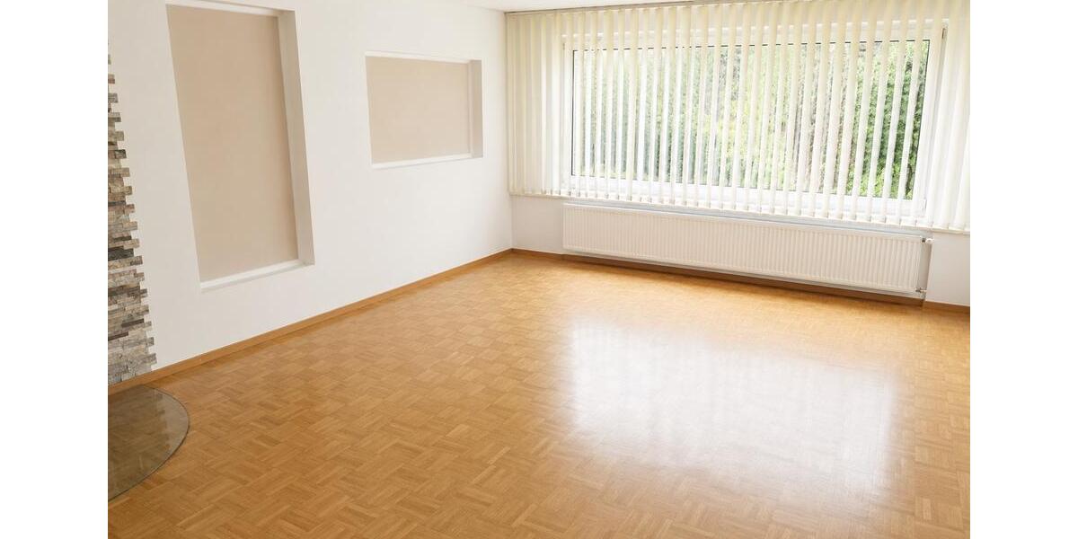 Hochparterre Laatzen - 4 Zimmer, 165 m&sup2;, 2.000&euro; | Angebot:26616525