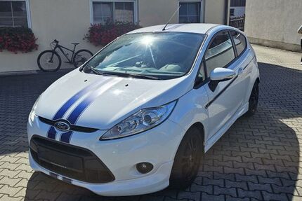 Ford Fiesta 126.000 km 5.900 &euro; Weßling 82234