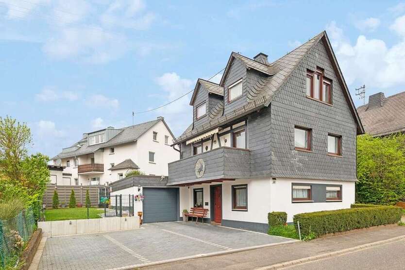 Haus zum Kaufen in Emmelshausen 215.000 € 110 m²