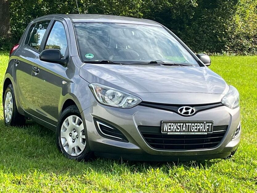 i20