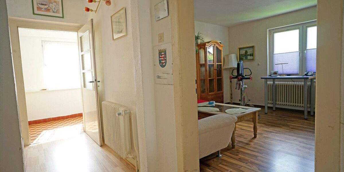 Mehrfamilienhaus, Wohnhaus Kaufungen / Oberkaufungen Oberkaufungen - 7 Zimmer, 202 m&sup2;, 280.000&euro; | Angebot:25771224