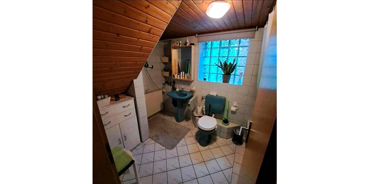 Einfamilienhaus Wesselburen - 3 Zimmer, 110 m&sup2;, 150.000&euro; | Angebot:25980232