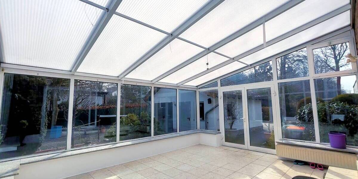 Einfamilienhaus Roetgen - 9 Zimmer, 280 m&sup2;, 890.000&euro; | Angebot:25971023