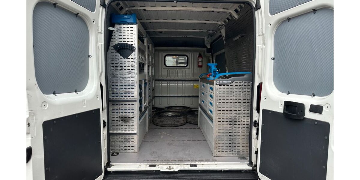 Peugeot Boxer 45.054 km 21.900 &euro; Sindelfingen 71065