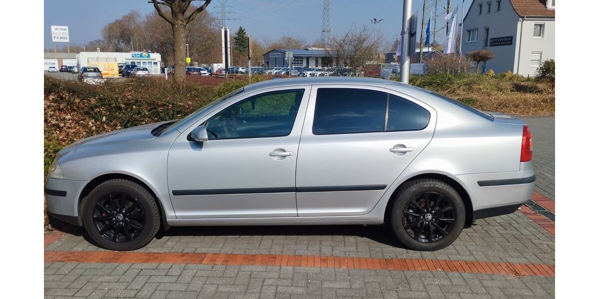 Skoda Octavia 204.000 km 3.500 &euro; Cloppenburg 49661