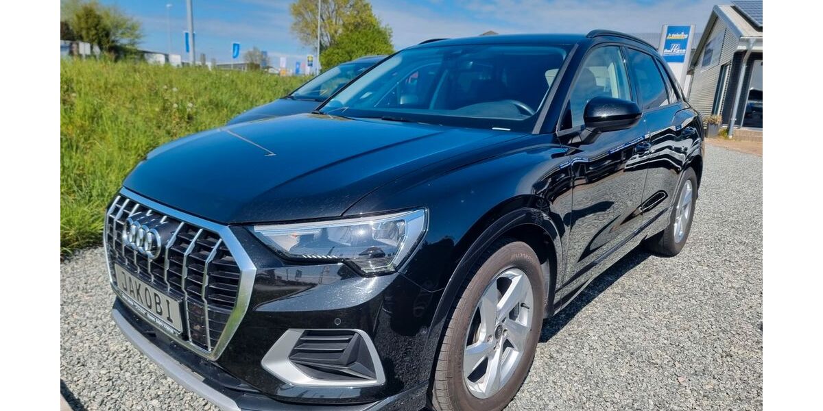 Audi Q3 94.000 km 26.690 &euro; Husum 25813