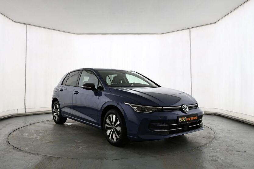 VW Golf 32.987 km 23.770 € Garching 85748