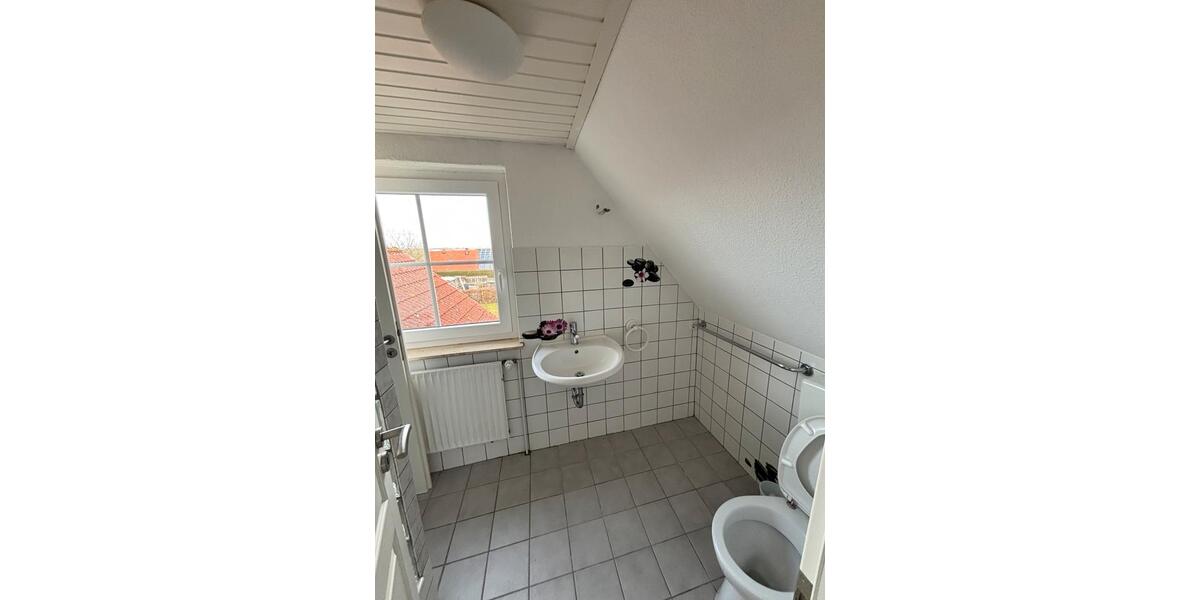 Einfamilienhaus Halstenbek - 3.5 Zimmer, 100 m&sup2;, 980&euro; | Angebot:26664139