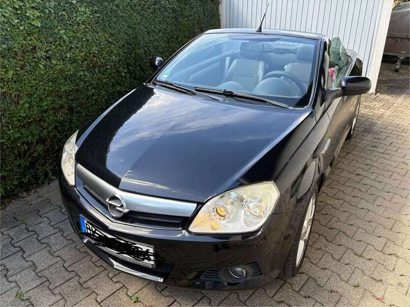 Opel Tigra 143.000 km 1.750 € Leutenbach 71397