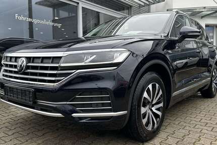 VW Touareg 124.578 km 38.480 &euro; Wendlingen am Neckar 73240