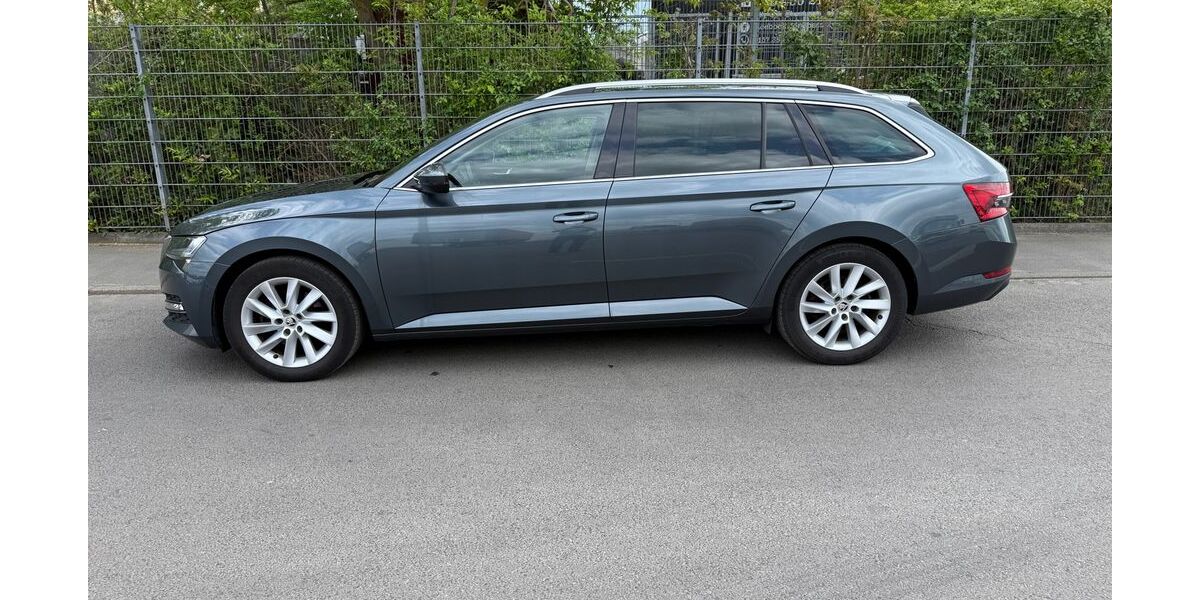 Skoda Superb 258.943 km 13.299 &euro; Berlin 10365
