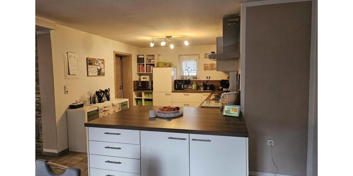 Mehrfamilienhaus, Wohnhaus Haiger - 10 Zimmer, 220 m&sup2;, 1.600&euro; | Angebot:25561238