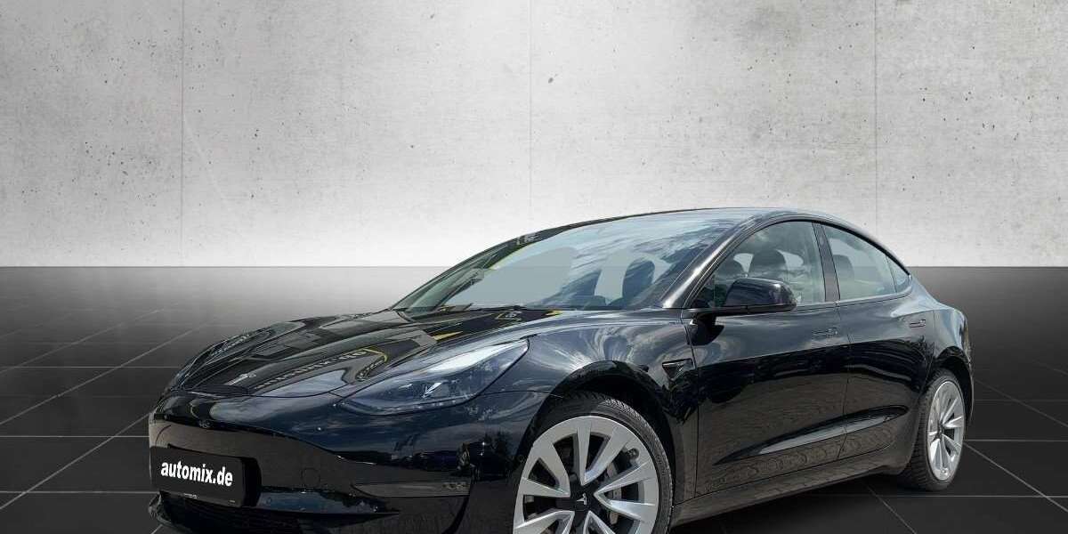 Tesla Model 3 55.272 km 30.333 &euro; Enge-Sande 25917