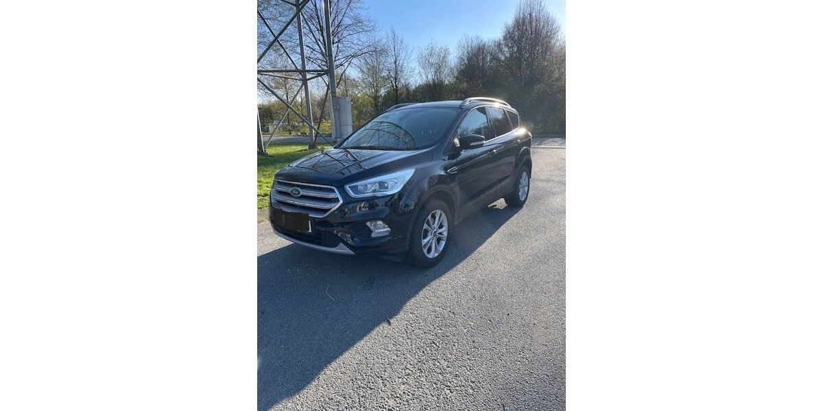 Ford Kuga 117.000 km 13.990 &euro; Ellerhoop 25373