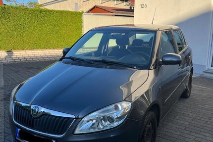 Skoda Fabia 232.000 km 1.900 &euro; Schlangen 33189