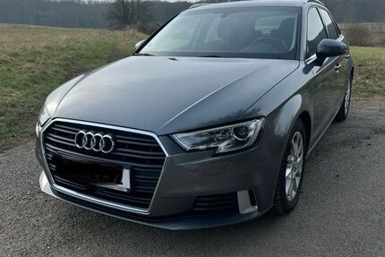 Audi A3 124.000 km 14.400 &euro; Remagen 53424