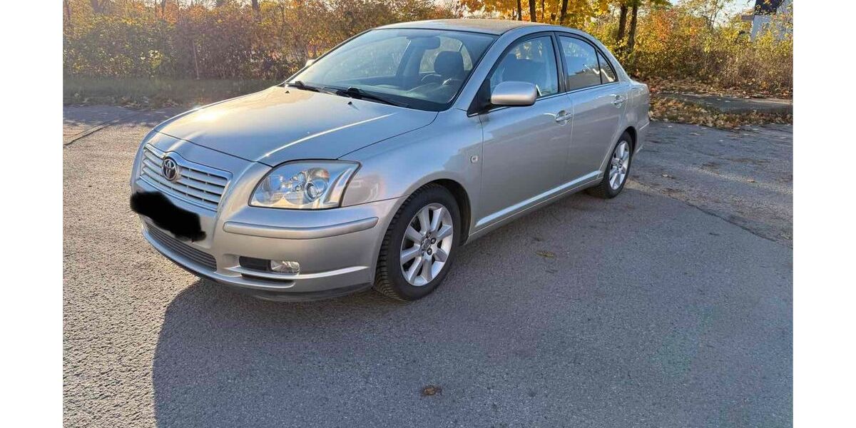Toyota Avensis 117.500 km 4.499 &euro; Hannover 30916