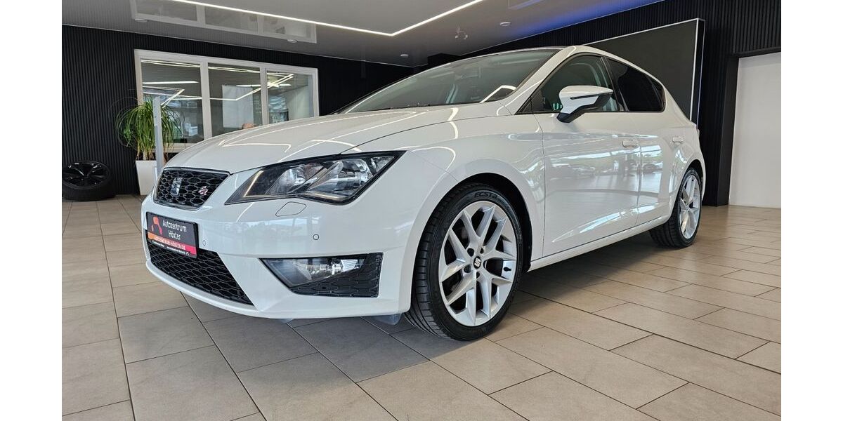 Seat Leon 120.809 km 9.800 &euro; Höxter 37671